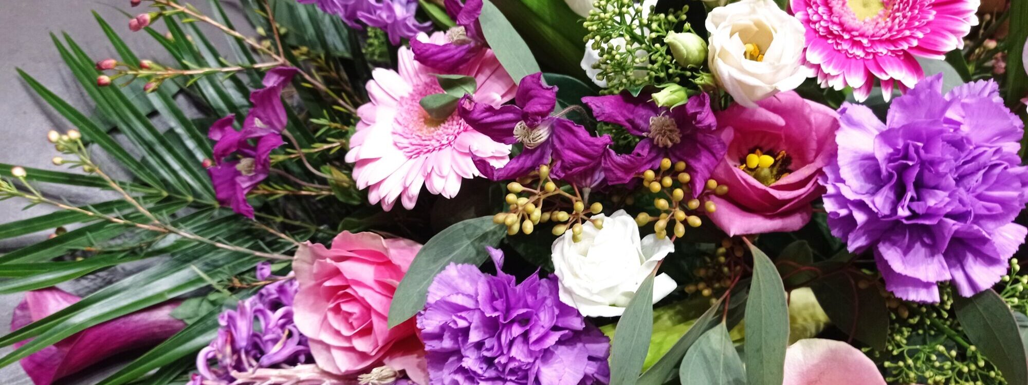IMG_20201211_0931311 2000X750 | Le temps d'une Fleur Quelles fleurs fraîches privilégier pour célébrer un anniversaire en hiver ? Guebwiller