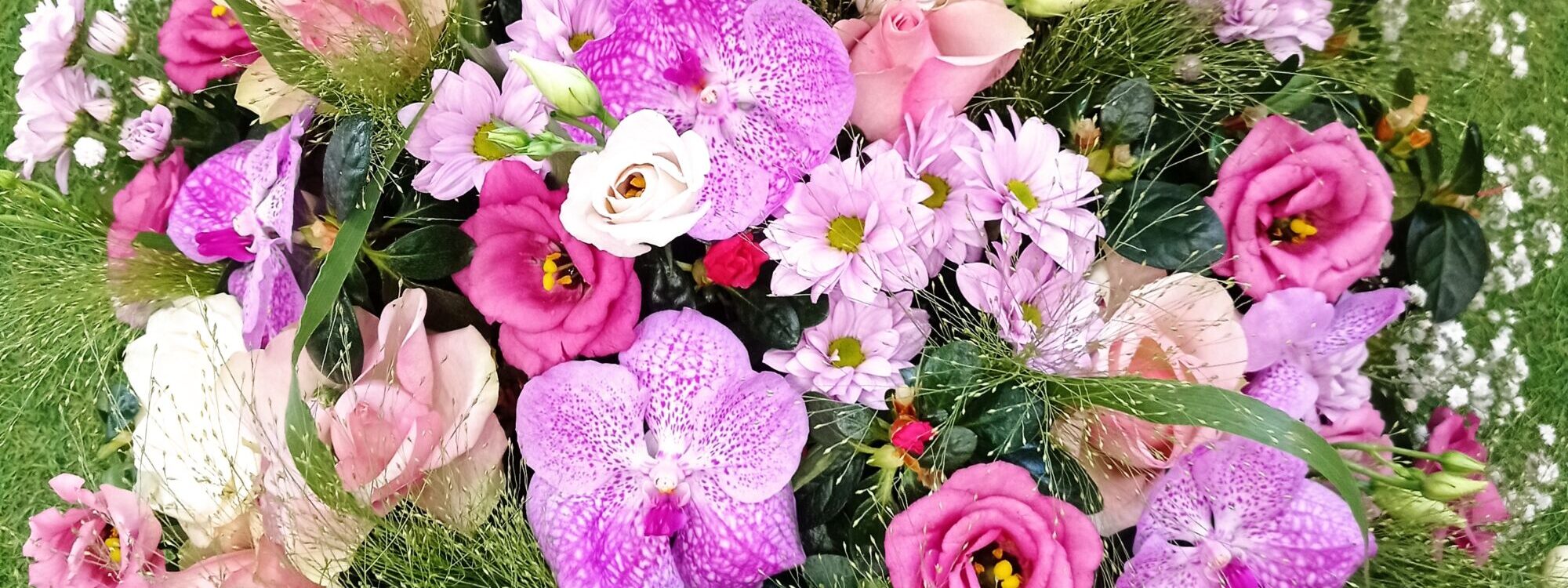 IMG_20210302_100844 1 2 2000X750 | Le temps d'une Fleur Pourquoi offrir une composition florale d’anniversaire ? Cernay